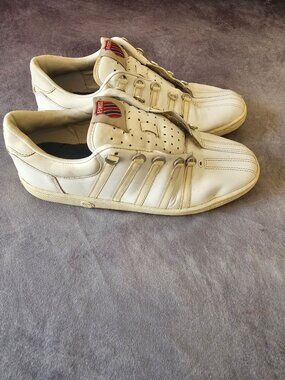 K SWISS White Size 7 Fashion Sneaker Athletic Shoes